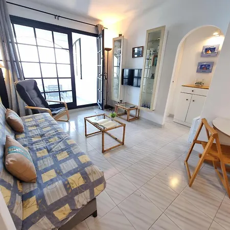 Apartment Acogedor Con Terraza Privada Y Piscina Comunitaria En L'escala - Hisp-236-108