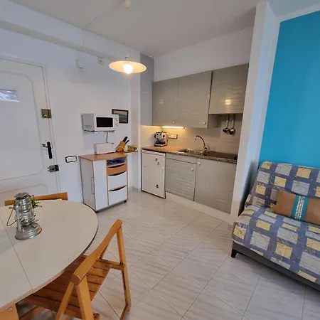 Acogedor Con Terraza Privada Y Piscina Comunitaria En L'escala - Hisp-236-108 Apartment