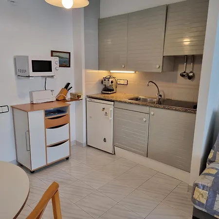 Acogedor Con Terraza Privada Y Piscina Comunitaria En L'escala - Hisp-236-108 Apartment Torroella de Montgrí