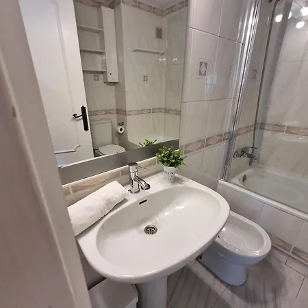 Acogedor Con Terraza Privada Y Piscina Comunitaria En L'escala - Hisp-236-108 *